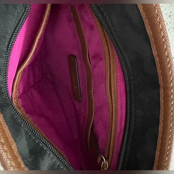 Michael Kors Black Nylon & Leather Trim Crossbody Bag – Gold Hardware - Picture 6 of 8